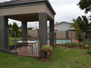 2 Bed Apartment in Florida Hills