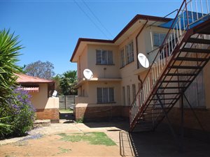 29 Bed House in Gezina