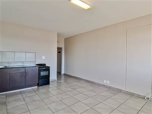 Studio Apartment in Johannesburg Central