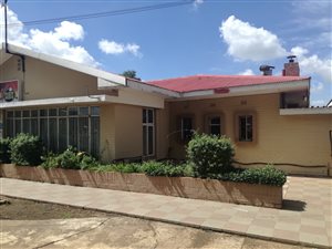 Commercial space in Hillside