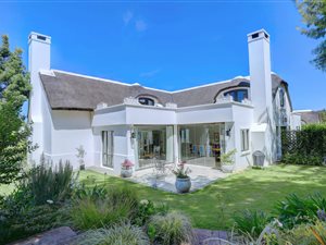 3 Bed House in Fancourt