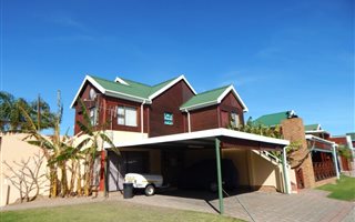 2 Bedroom Townhouse in Hartenbos