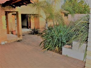 8940 m² Farm in Monavoni