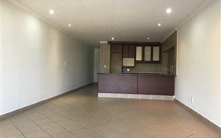 3 Bedroom Apartment in Blythedale Beach