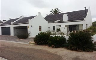 4 Bedroom House in Shelley Point