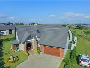 3 Bed House in Cotswold Downs Estate