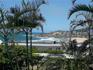 2 Bed Flat in Manaba