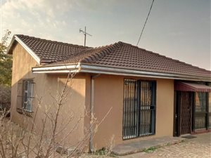 3 Bed House in Kwaggasrand