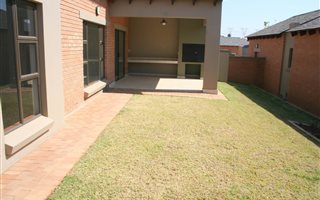 2 Bedroom Townhouse in Midstream Estate