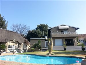 5 Bed House in Primrose