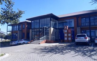 220 m² Office Space in Meyersdal