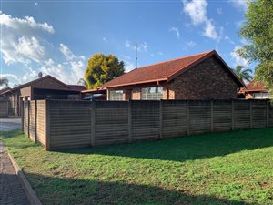 2 Bed Simplex in Highveld