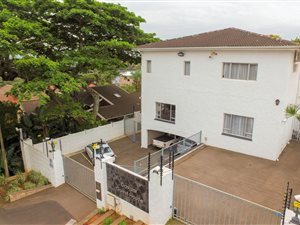 10 Bed House in Morningside