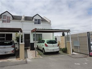 2 Bed Duplex in Churchill Estate