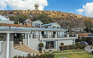 4 Bedroom House in Northcliff
