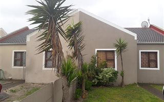 2 Bedroom House in Mitchells Plain