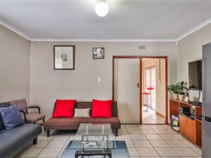5 Bed House in La Colline