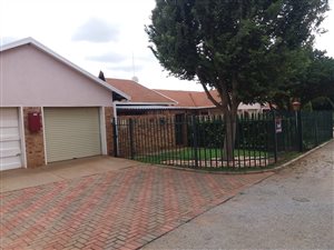 2 Bed Townhouse in La Hoff