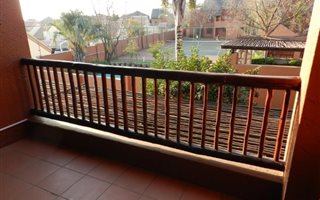 2 Bedroom Townhouse in Sunninghill