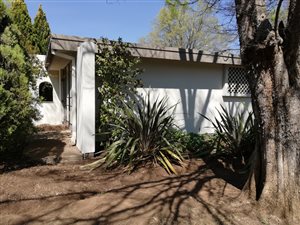 4 Bed House in Panorama