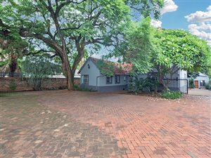 8 Bed House in Hatfield