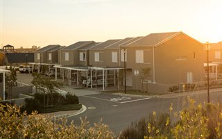 3 Bedroom Duplex in Somerset Lakes