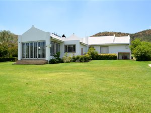 11 ha Farm in Parys