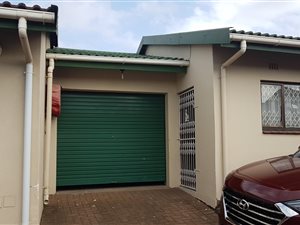 2 Bed Townhouse in Montclair