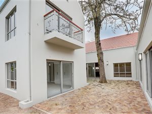 5 Bed House in Ruitershoogte