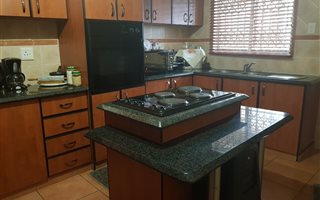 4 Bedroom House in Whetstone