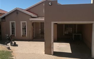 3 Bedroom House in Noycedale