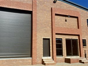 530 m² Industrial space in Glen Marais
