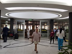 40 m² Retail Space in Benmore Gardens