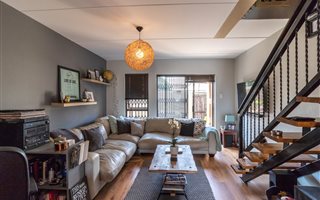 2 Bedroom Duplex in Gezina
