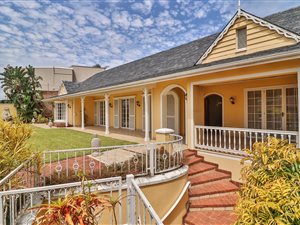3 Bed House in Morningside
