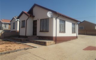 2 Bedroom House in Odinburg Gardens