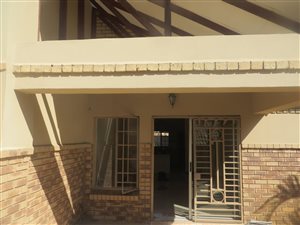 3 Bed Townhouse in Equestria