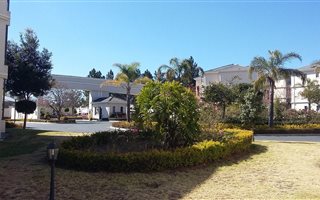 2 Bedroom Apartment in Summerset