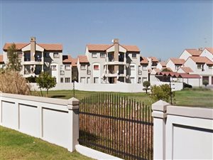 3 Bed Townhouse in Glen Marais