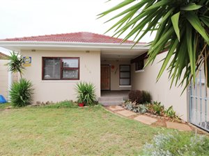 3 Bed House in Goodwood Estate
