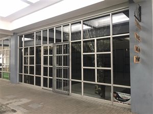 162 m² Commercial space in Strand South