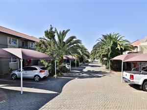 2 Bed Townhouse in Meyersdal
