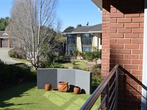 4 Bed House in Miravaal