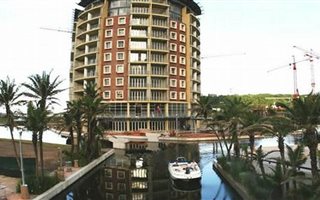 2 Bedroom Apartment in Point Waterfront