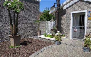 3 Bedroom House in Blommendal