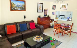 3 Bedroom Duplex in Glenwood