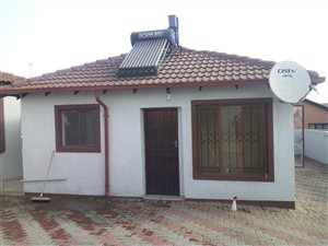 2 Bed House in Birch Acres