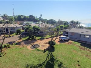 9 Bed House in Mtwalume