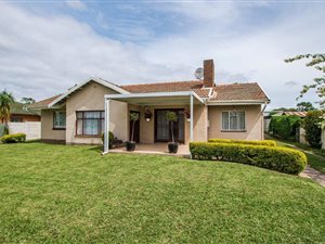 4 Bed House in Pinelands