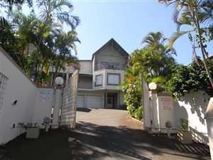 3 Bed House in Sunningdale